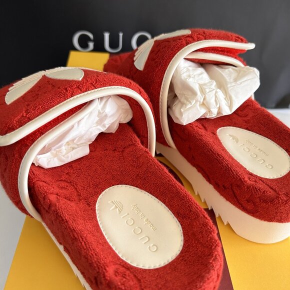 NWT GUCCI x Adidas woman - 7us red GG platform Slide sandals - Picture 3 of 10